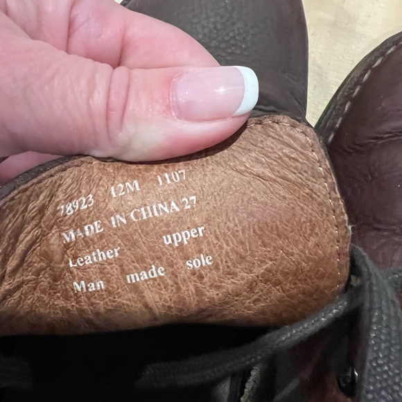 Men’s size 12 Clark leather brown boots. Worn a couple of days. - Picture 6 of 6